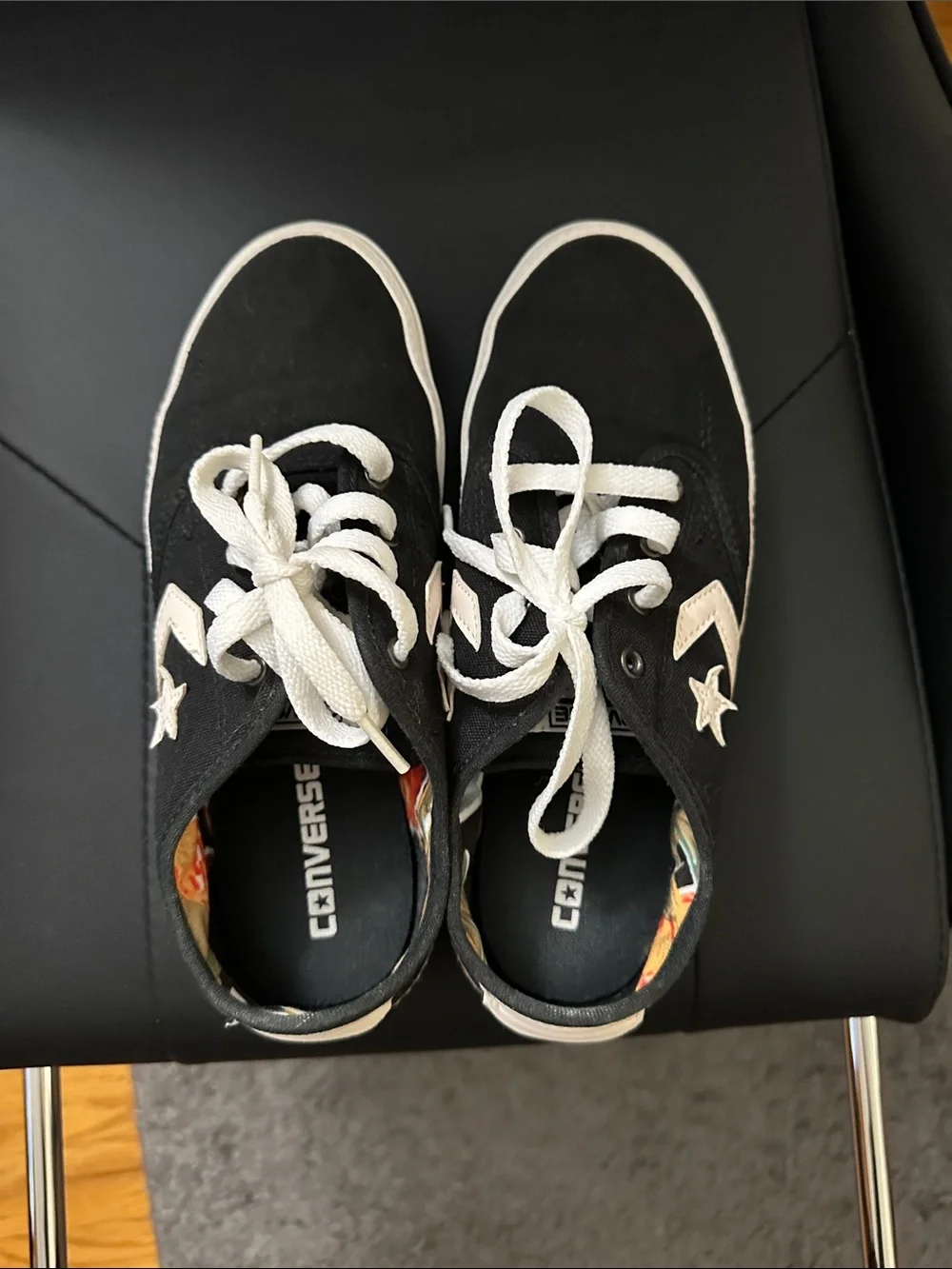 Converse Men's Black and White Skateboarding Shoes - Picture 4 of 4